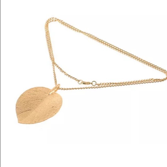 ❤️gorgeous gold leaf statement sweater necklace - Picture 2 of 8